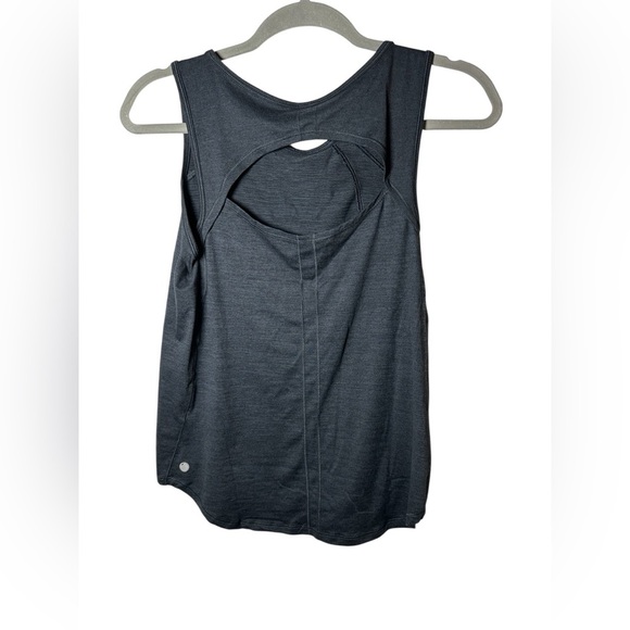 Yogalicious Gray Sleeveless‎ Active Tank Top Size XS - Picture 5 of 7